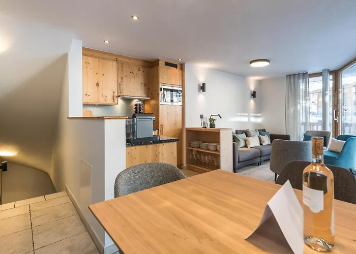 Arctis - Lea 采尔马特